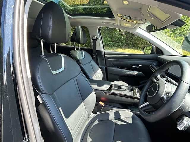Hyundai TUCSON 1.6 T-GDi 13.8kWh Ultimate SUV 5dr Petrol Plug-in Hybrid Auto Euro 6 (s/s) (253