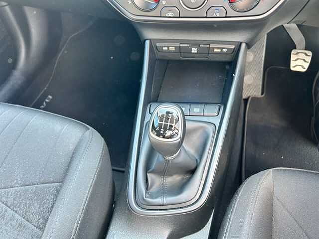 Hyundai BAYON 1.0 T-GDi MHEV SE Connect SUV 5dr Petrol Hybrid Manual Euro 6 (s/s) (100 ps)