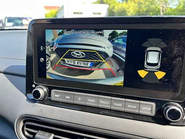 Hyundai KONA 1.6 h-GDi Premium SUV 5dr Petrol Hybrid DCT Euro 6 (s/s) (141 ps)
