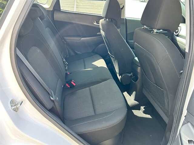 Hyundai KONA 1.6 h-GDi Premium SUV 5dr Petrol Hybrid DCT Euro 6 (s/s) (141 ps)