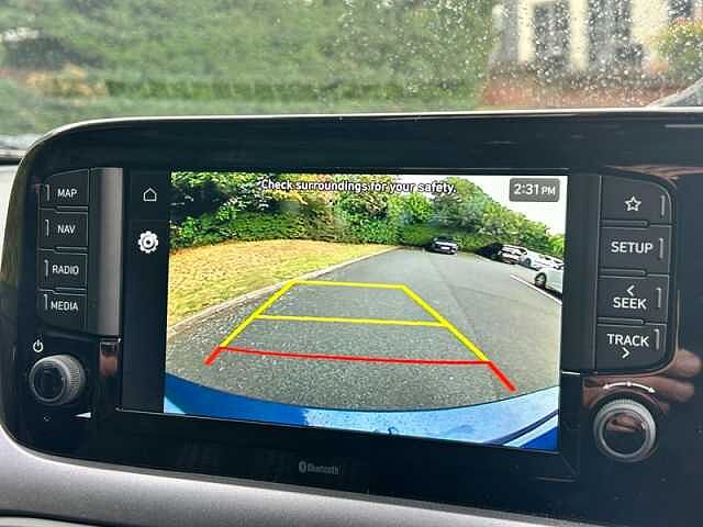 Hyundai i10 1.2 Premium Hatchback 5dr Petrol Auto Euro 6 (s/s) (79 ps)