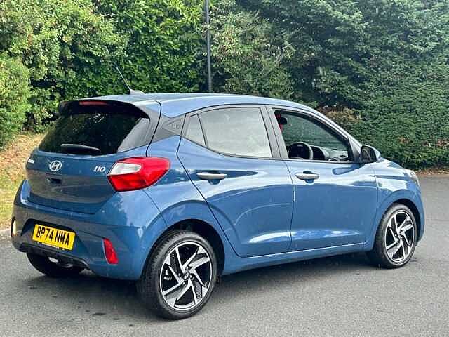 Hyundai i10 1.2 Premium Hatchback 5dr Petrol Auto Euro 6 (s/s) (79 ps)