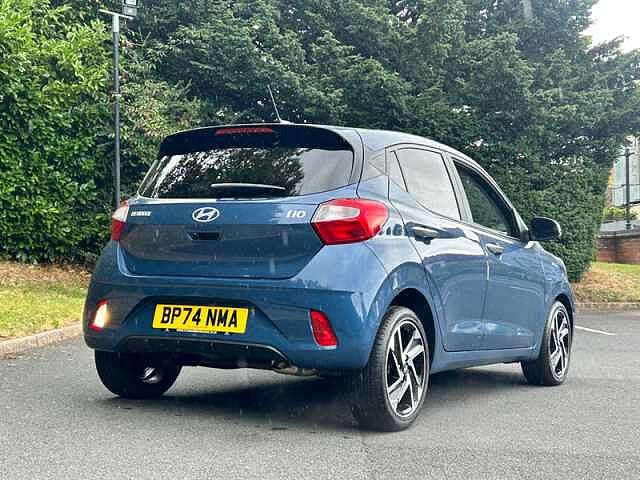 Hyundai i10 1.2 Premium Hatchback 5dr Petrol Auto Euro 6 (s/s) (79 ps)