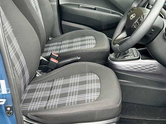 Hyundai i10 1.2 Premium Hatchback 5dr Petrol Auto Euro 6 (s/s) (79 ps)