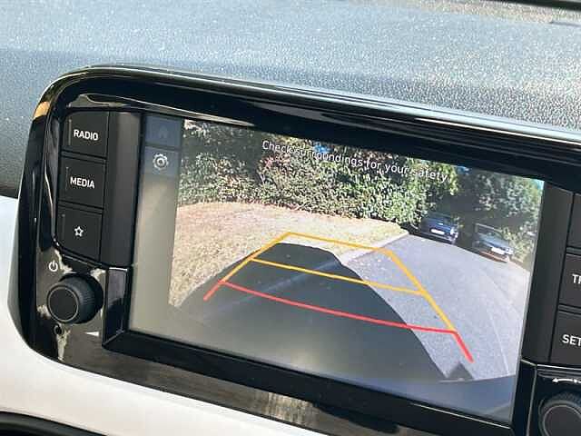 Hyundai i10 1.2 Premium Hatchback 5dr Petrol Manual Euro 6 (s/s) (84 ps)