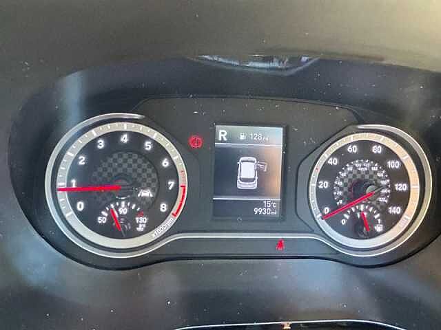 Hyundai i10 1.2 Premium Hatchback 5dr Petrol Manual Euro 6 (s/s) (84 ps)