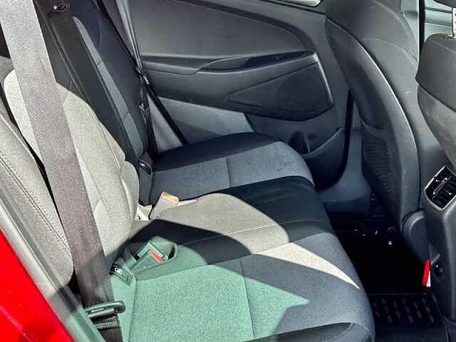 Hyundai TUCSON 1.6 GDi SE Nav SUV 5dr Petrol Manual Euro 6 (s/s) (132 ps)