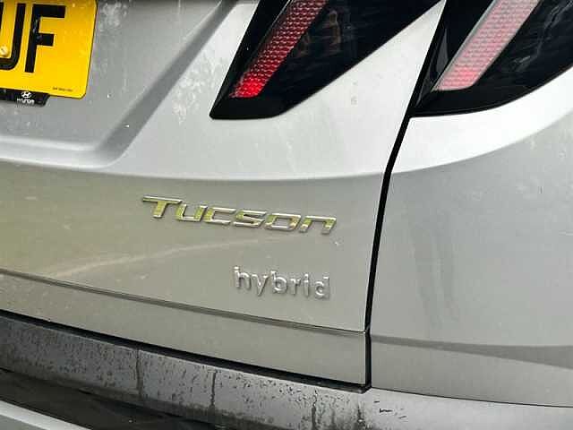 Hyundai TUCSON 1.6 h T-GDi Premium SUV 5dr Petrol Hybrid Auto Euro 6 (s/s) (230 ps) Silver