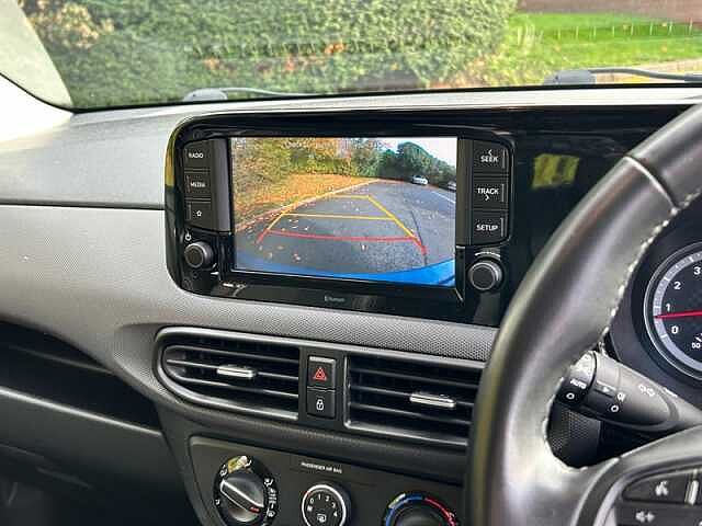 Hyundai i10 1.2 SE Connect Hatchback 5dr Petrol Auto Euro 6 (s/s) (84 ps)