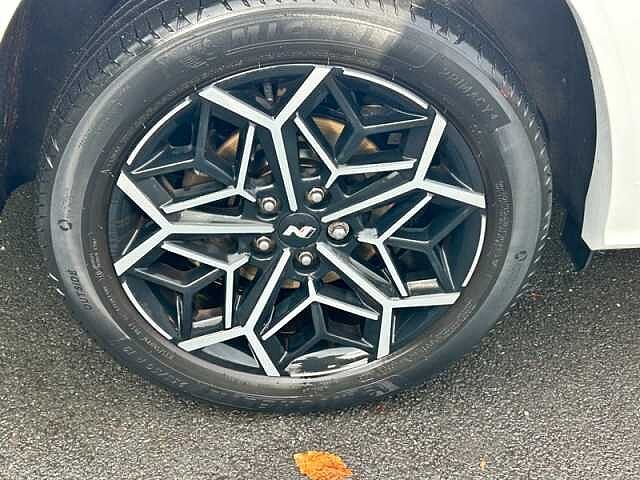 Hyundai TUCSON 1.6 h T-GDi N Line S SUV 5dr Petrol Hybrid Auto Euro 6 (s/s) (230 ps) White