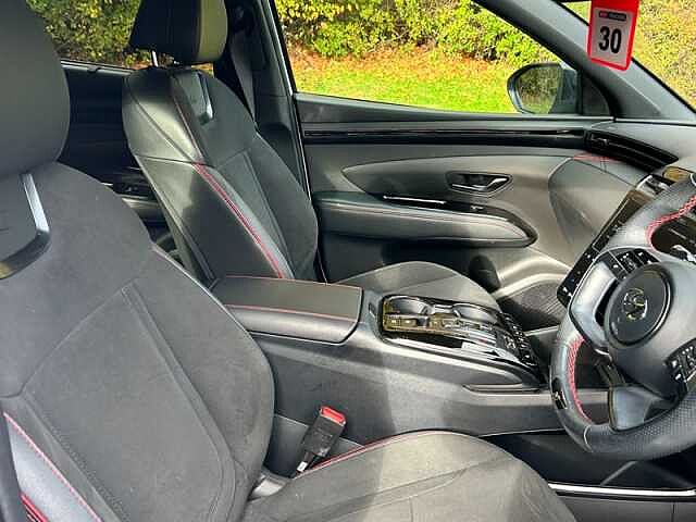 Hyundai TUCSON 1.6 h T-GDi N Line S SUV 5dr Petrol Hybrid Auto Euro 6 (s/s) (230 ps) White