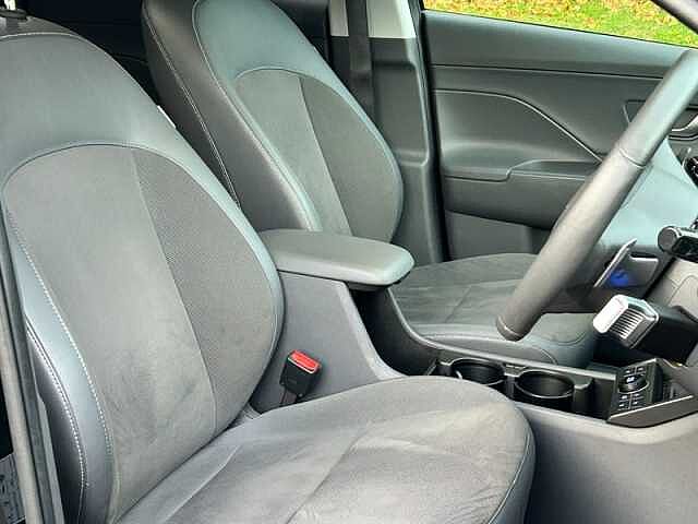 Hyundai KONA 65.4kWh Ultimate SUV 5dr Electric Auto (218 ps) Black