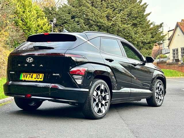 Hyundai KONA 65.4kWh Ultimate SUV 5dr Electric Auto (218 ps) Black