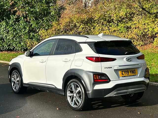 Hyundai KONA 1.0 T-GDi Premium SUV 5dr Petrol Manual Euro 6 (s/s) (120 ps) White