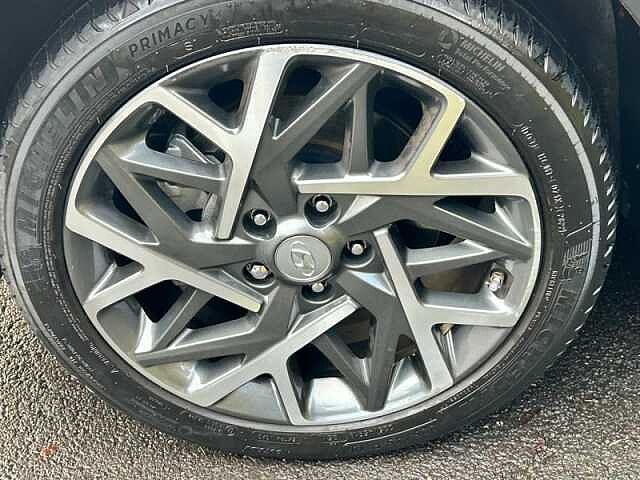 Hyundai KONA 1.6 h-GDi Ultimate SUV 5dr Petrol Hybrid DCT Euro 6 (s/s) (141 ps) White