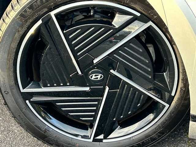 Hyundai IONIQ 5 84kWh Ultimate Hatchback 5dr Electric Auto AWD (325 ps) Grey