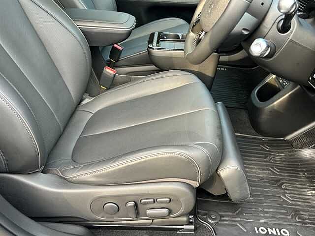 Hyundai IONIQ 5 84kWh Ultimate Hatchback 5dr Electric Auto AWD (325 ps) Grey