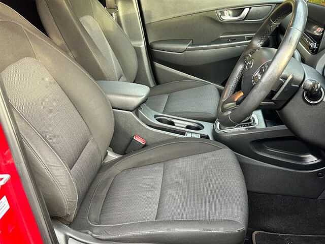 Hyundai KONA 1.6 h-GDi Premium SUV 5dr Petrol Hybrid DCT Euro 6 (s/s) (141 ps)