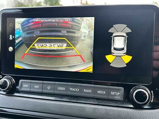 Hyundai KONA 1.6 h-GDi Premium SUV 5dr Petrol Hybrid DCT Euro 6 (s/s) (141 ps)