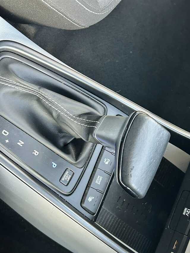 Hyundai I20 1.0 T-GDi MHEV Ultimate Hatchback 5dr Petrol Hybrid DCT Euro 6 (s/s) (100 ps) Red