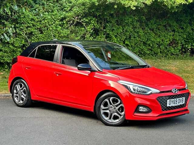 1.2 Play Hatchback 5dr Petrol Manual Euro 6 (s/s) (84 ps)