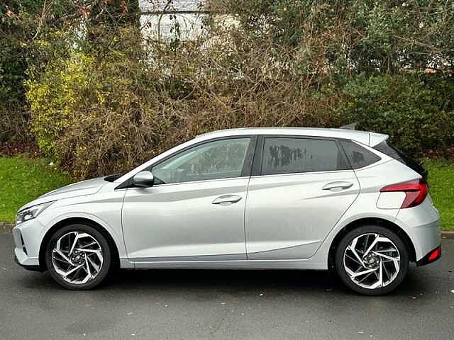 Hyundai i20 1.0 T-GDi MHEV Premium Hatchback 5dr Petrol Hybrid DCT Euro 6 (s/s) (100 ps)