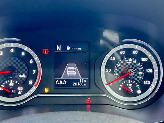 Hyundai I10 1.2 Premium Hatchback 5dr Petrol Auto Euro 6 (s/s) (84 ps) White