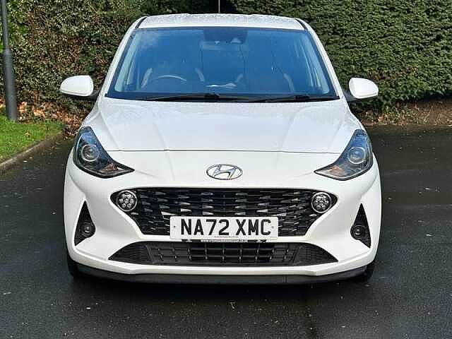 Hyundai I10 1.2 Premium Hatchback 5dr Petrol Auto Euro 6 (s/s) (84 ps) White
