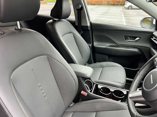 Hyundai KONA 1.6 h-GDi Ultimate SUV 5dr Petrol Hybrid DCT Euro 6 (s/s) (129 ps)