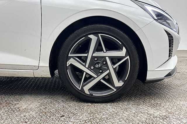 Hyundai I20 1.0 T-GDi Premium Hatchback 5dr Petrol Manual Euro 6 (s/s) (100 ps) White