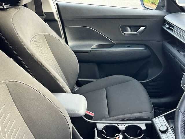 Hyundai KONA 65.4kWh Advance SUV 5dr Electric Auto (218 ps) Black