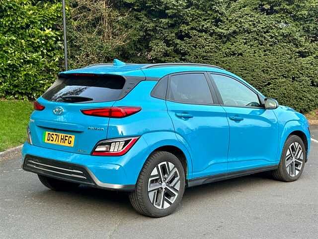 Hyundai KONA 64kWh Ultimate SUV 5dr Electric Auto (10.5kW Charger) (204 ps) Blue