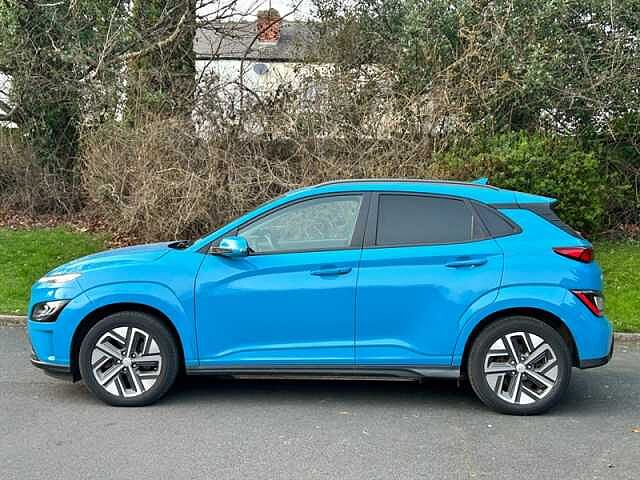 Hyundai KONA 64kWh Ultimate SUV 5dr Electric Auto (10.5kW Charger) (204 ps) Blue