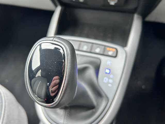 Hyundai I10 1.0 Premium Hatchback 5dr Petrol Auto Euro 6 (s/s) (63 ps) Blue