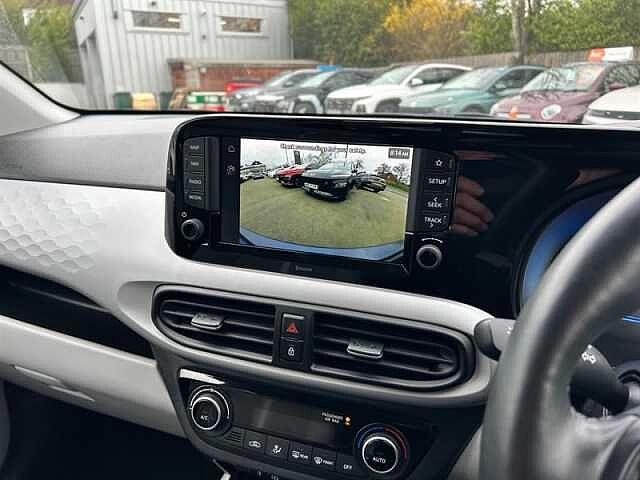 Hyundai I10 1.0 Premium Hatchback 5dr Petrol Auto Euro 6 (s/s) (63 ps) Blue