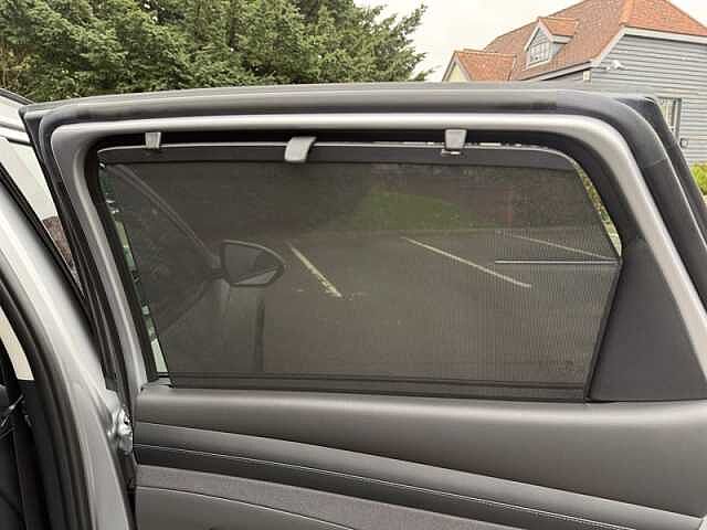 Hyundai TUCSON 1.6 T-GDi 13.8kWh Ultimate SUV 5dr Petrol Plug-in Hybrid Auto Euro 6 (s/s) (253 Silver