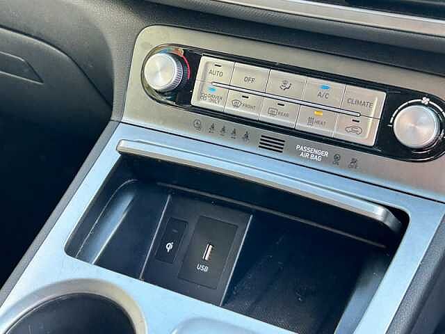 Hyundai KONA 64kWh Premium SUV 5dr Electric Auto (10.5kW Charger) (204 ps) Blue