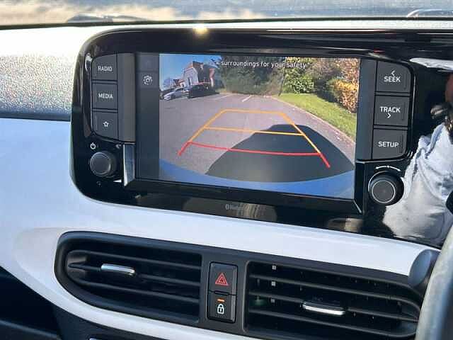 Hyundai I10 1.0 Premium Hatchback 5dr Petrol Manual Euro 6 (s/s) (67 ps) White