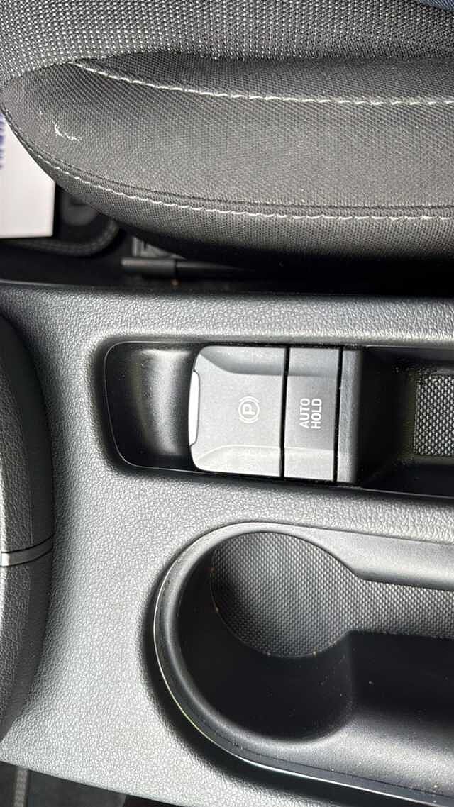 Hyundai KONA 1.6 h-GDi Premium SUV 5dr Petrol Hybrid DCT Euro 6 (s/s) (141 ps) Grey