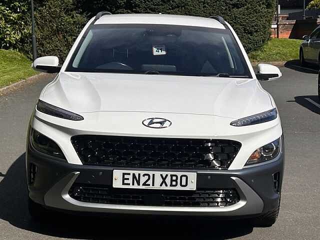 Hyundai KONA 1.6 h-GDi Premium SUV 5dr Petrol Hybrid DCT Euro 6 (s/s) (141 ps) White