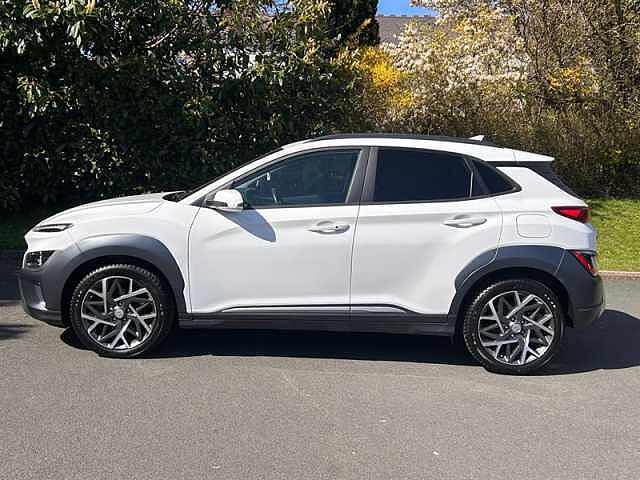 Hyundai KONA 1.6 h-GDi Premium SUV 5dr Petrol Hybrid DCT Euro 6 (s/s) (141 ps) White