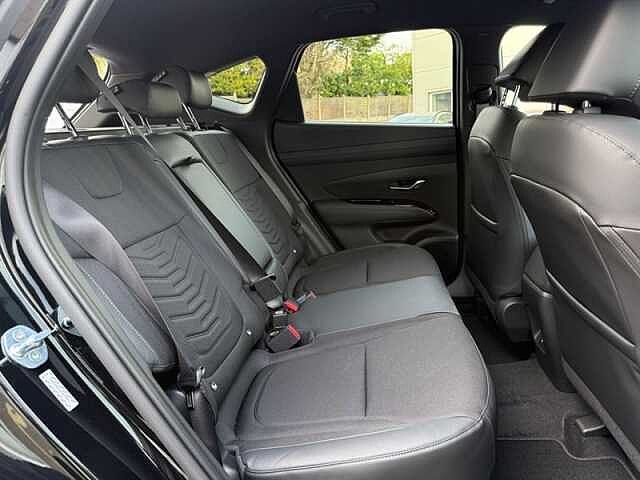 Hyundai TUCSON 1.6T Hybrid 239ps Black Line AU Black