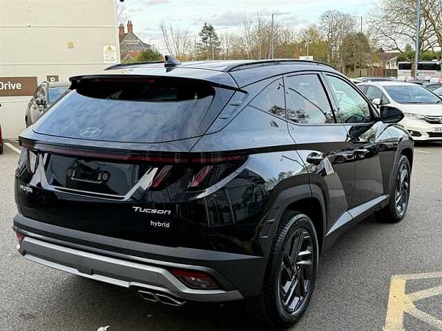 Hyundai TUCSON 1.6T Hybrid 239ps Black Line AU Black