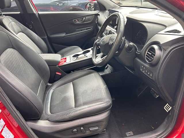 Hyundai KONA 64kWh Premium SE SUV 5dr Electric Auto (204 ps)