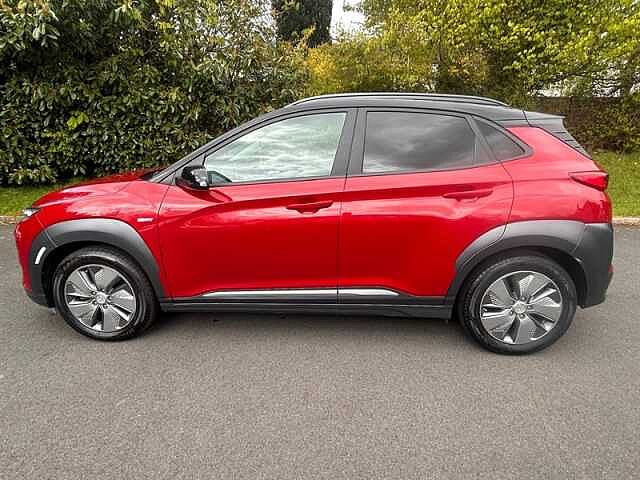 Hyundai KONA 64kWh Premium SE SUV 5dr Electric Auto (204 ps)