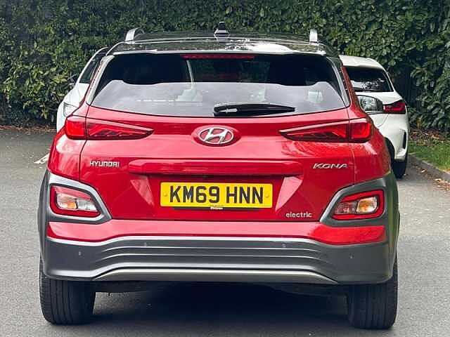 Hyundai KONA 64kWh Premium SE SUV 5dr Electric Auto (204 ps)