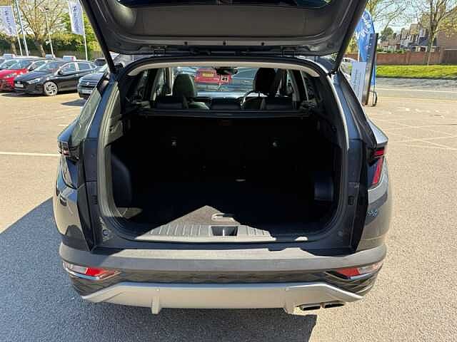 Hyundai TUCSON 1.6 h T-GDi Ultimate SUV 5dr Petrol Hybrid Auto Euro 6 (s/s) (230 ps) Grey