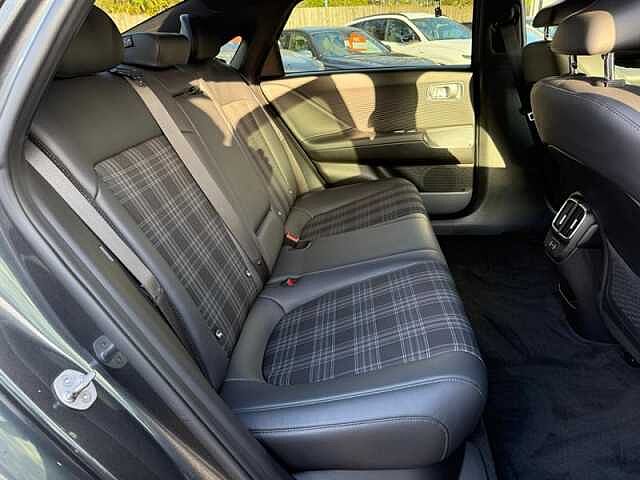 Hyundai IONIQ 6 77.4kWh First Edition Saloon 4dr Electric Auto AWD (325 ps)
