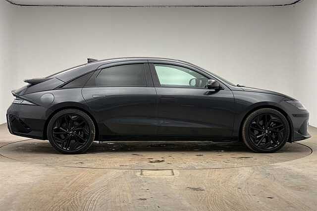 Hyundai IONIQ 6 77.4kWh First Edition Saloon 4dr Electric Auto AWD (325 ps) Grey
