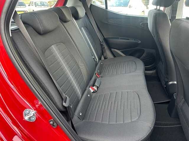 Hyundai I10 1.0 Advance Hatchback 5dr Petrol Manual Euro 6 (s/s) (63 ps) Red